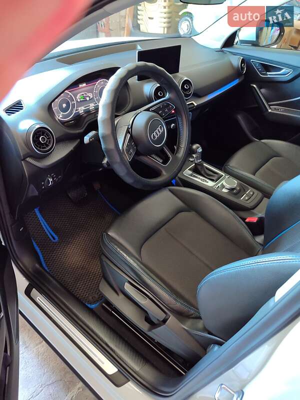 Внедорожник / Кроссовер Audi Q2L e-tron 2021 в Кременчуге