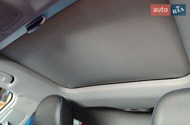 Позашляховик / Кросовер Audi Q2L e-tron 2021 в 