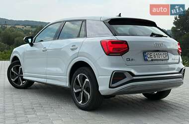 Позашляховик / Кросовер Audi Q2L e-tron 2022 в 
