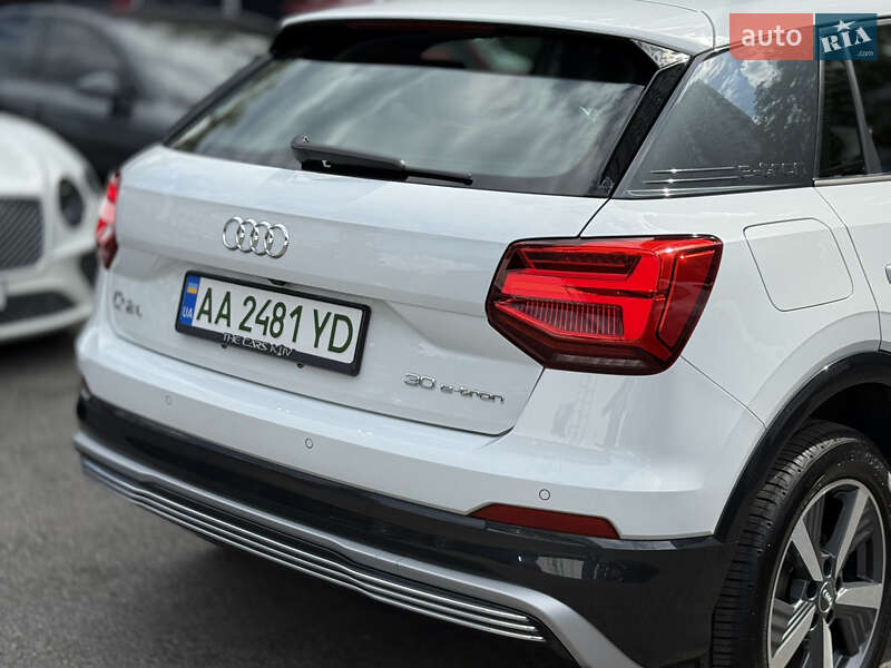 Внедорожник / Кроссовер Audi Q2L e-tron 2021 в Киеве фото 11 Внедорожник / Кроссовер Audi Q2L e-tron 2021 в Киеве