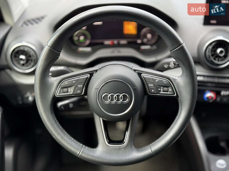 Внедорожник / Кроссовер Audi Q2L e-tron 2021 в Киеве фото 38 Внедорожник / Кроссовер Audi Q2L e-tron 2021 в Киеве