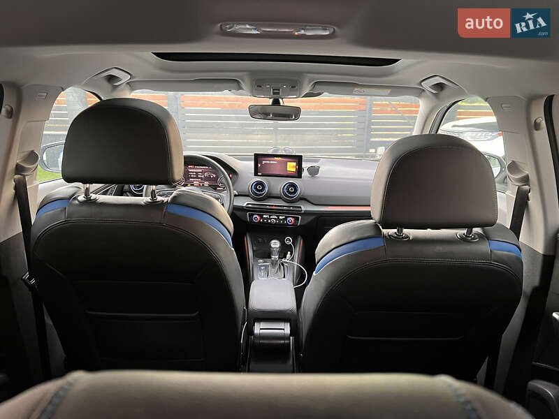 Позашляховик / Кросовер Audi Q2L e-tron 2021 в Тернополі