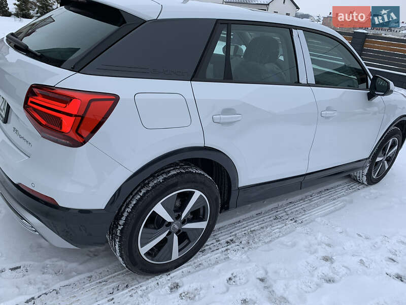 Позашляховик / Кросовер Audi Q2L e-tron 2021 в Тернополі