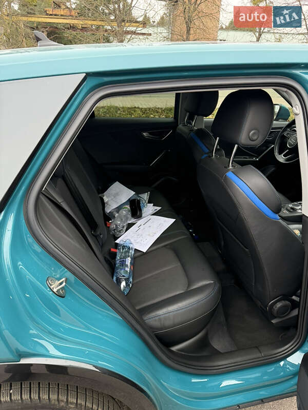 Внедорожник / Кроссовер Audi Q2L e-tron 2022 в Ровно