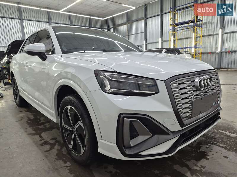 Внедорожник / Кроссовер Audi Q2L e-tron 2022 в Киеве фото 12 Внедорожник / Кроссовер Audi Q2L e-tron 2022 в Киеве