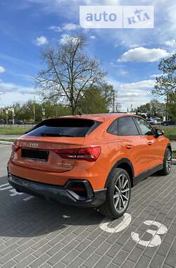 Внедорожник / Кроссовер Audi Q3 Sportback 2020 в Киеве