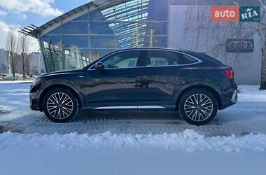 Внедорожник / Кроссовер Audi Q3 Sportback 2021 в Киеве