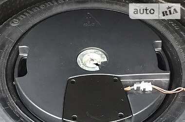 Позашляховик / Кросовер Audi Q3 2013 в 