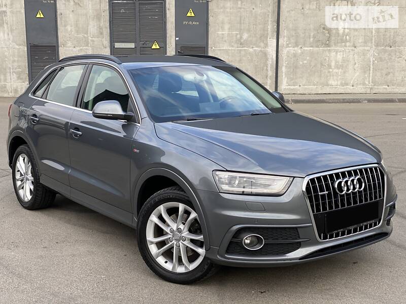 Позашляховик / Кросовер Audi Q3 2013 в Києві