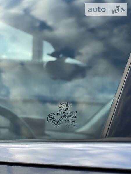 Позашляховик / Кросовер Audi Q3 2013 в Києві