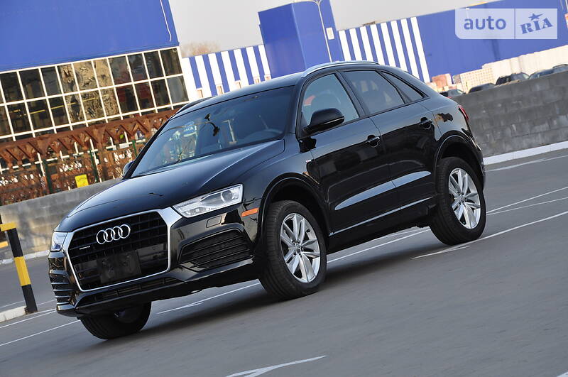 Позашляховик / Кросовер Audi Q3 2018 в Сумах