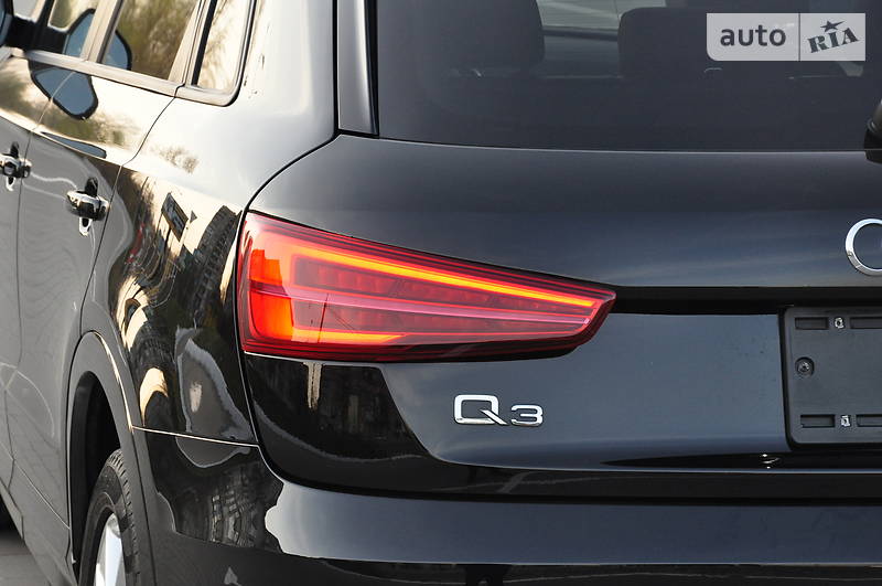 Позашляховик / Кросовер Audi Q3 2018 в Сумах