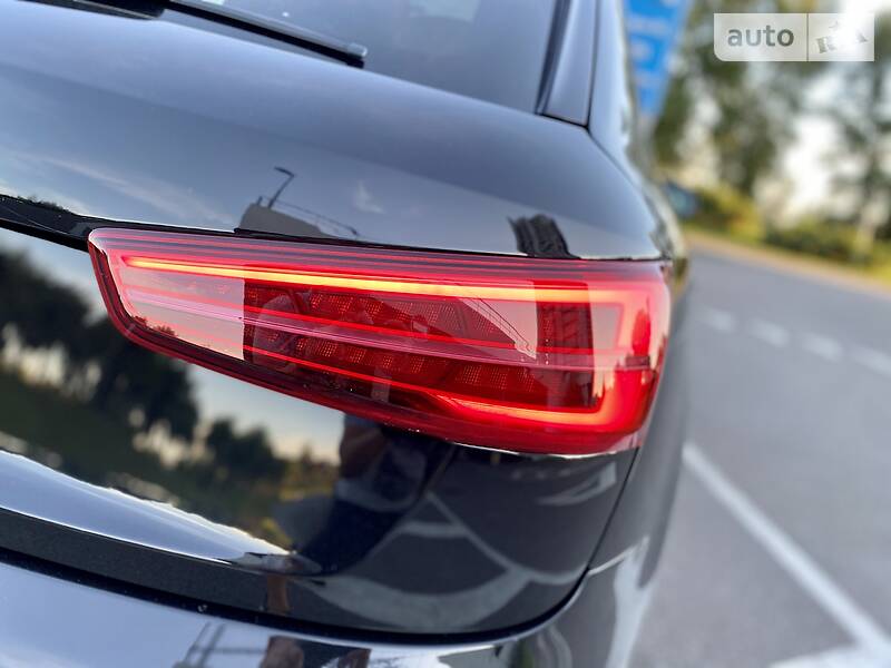 Позашляховик / Кросовер Audi Q3 2017 в Києві