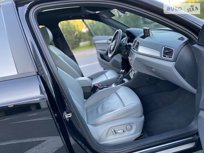 Позашляховик / Кросовер Audi Q3 2017 в Києві