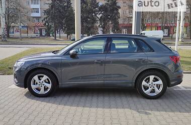 Внедорожник / Кроссовер Audi Q3 2020 в Запорожье