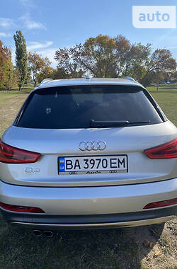 Внедорожник / Кроссовер Audi Q3 2012 в Александрие