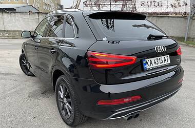 Позашляховик / Кросовер Audi Q3 2012 в 