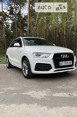 Позашляховик / Кросовер Audi Q3 2017 в Києві