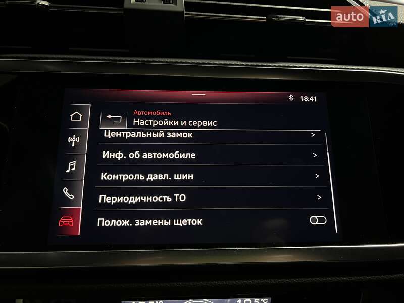 Внедорожник / Кроссовер Audi Q3 2019 в Киеве