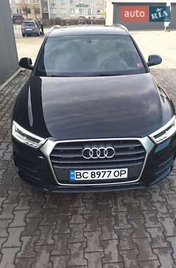 Внедорожник / Кроссовер Audi Q3 2015 в 