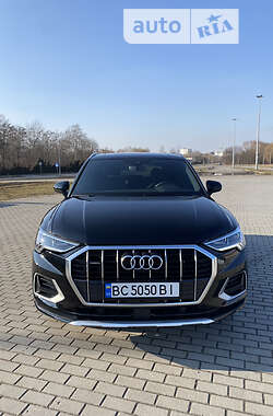 Позашляховик / Кросовер Audi Q3 2021 в Львові