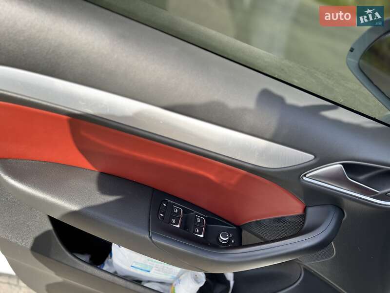 Позашляховик / Кросовер Audi Q3 2016 в Борисполі фото 10 Позашляховик / Кросовер Audi Q3 2016 в Борисполі