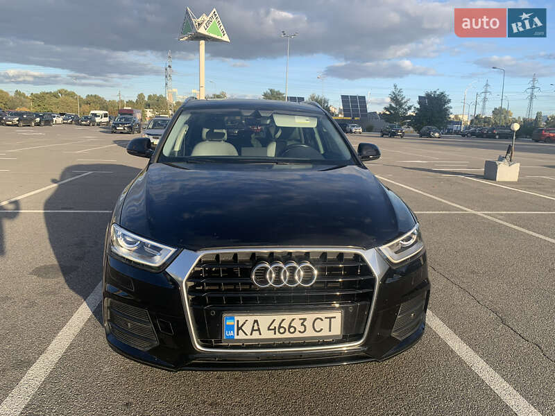 Внедорожник / Кроссовер Audi Q3 2016 в Киеве
