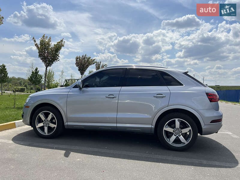 Внедорожник / Кроссовер Audi Q3 2014 в Ирпене