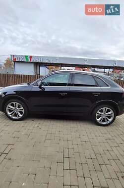 Внедорожник / Кроссовер Audi Q3 2016 в 