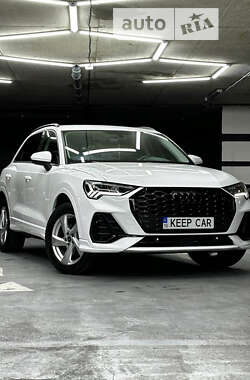 Внедорожник / Кроссовер Audi Q3 2021 в Одессе