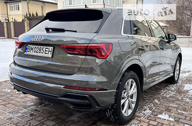 Внедорожник / Кроссовер Audi Q3 2022 в 