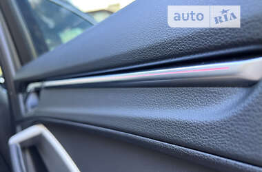 Внедорожник / Кроссовер Audi Q3 2022 в 
