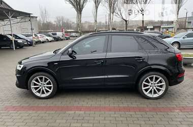 Внедорожник / Кроссовер Audi Q3 2017 в 