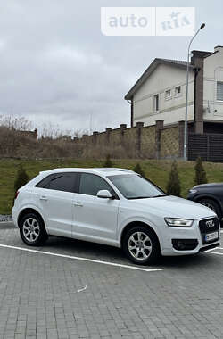 Внедорожник / Кроссовер Audi Q3 2013 в Ровно