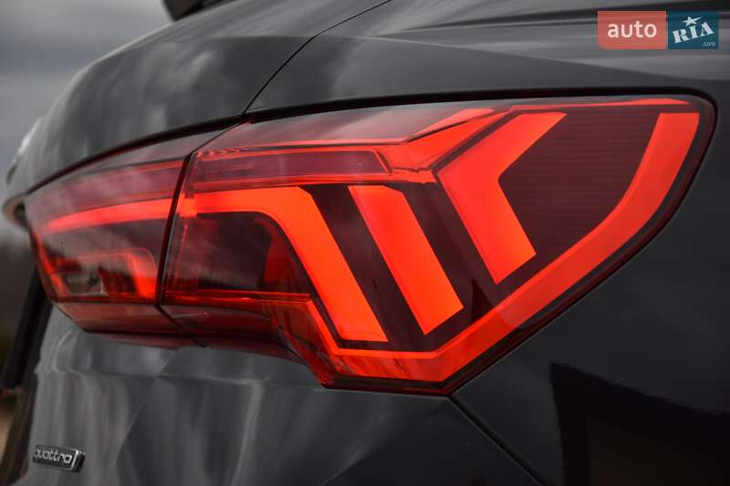 Внедорожник / Кроссовер Audi Q3 2020 в Львове