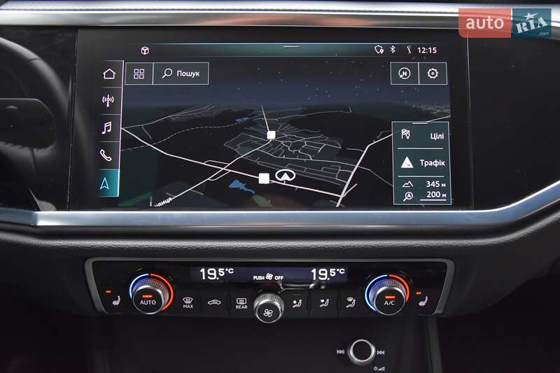 Внедорожник / Кроссовер Audi Q3 2020 в Львове
