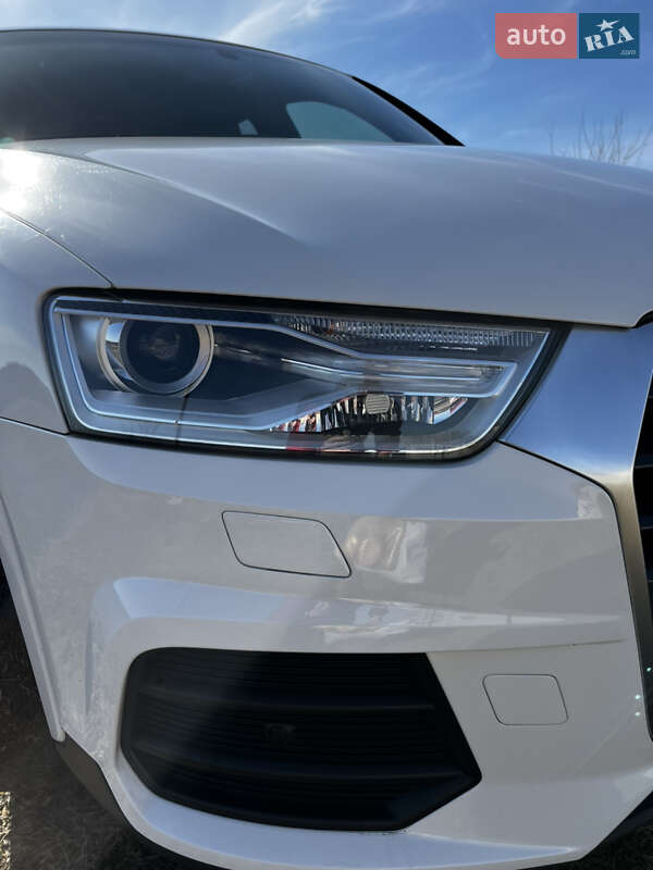 Внедорожник / Кроссовер Audi Q3 2016 в Харькове