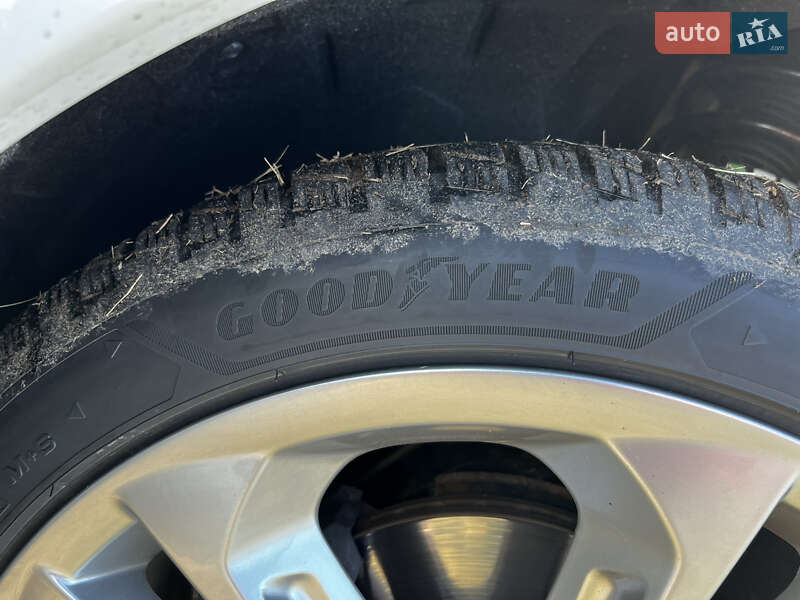 Внедорожник / Кроссовер Audi Q3 2016 в Харькове