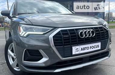 Позашляховик / Кросовер Audi Q3 2019 в Києві