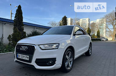 Внедорожник / Кроссовер Audi Q3 2014 в Одессе