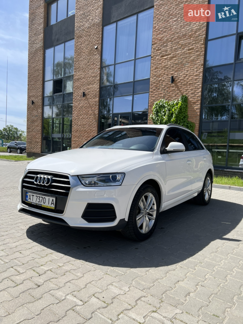 2017 Audi Q3 - мініатюра 14