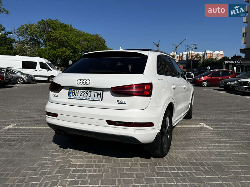 Внедорожник / Кроссовер Audi Q3 2016 в Одессе