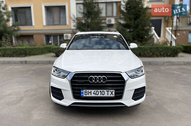 Внедорожник / Кроссовер Audi Q3 2016 в 