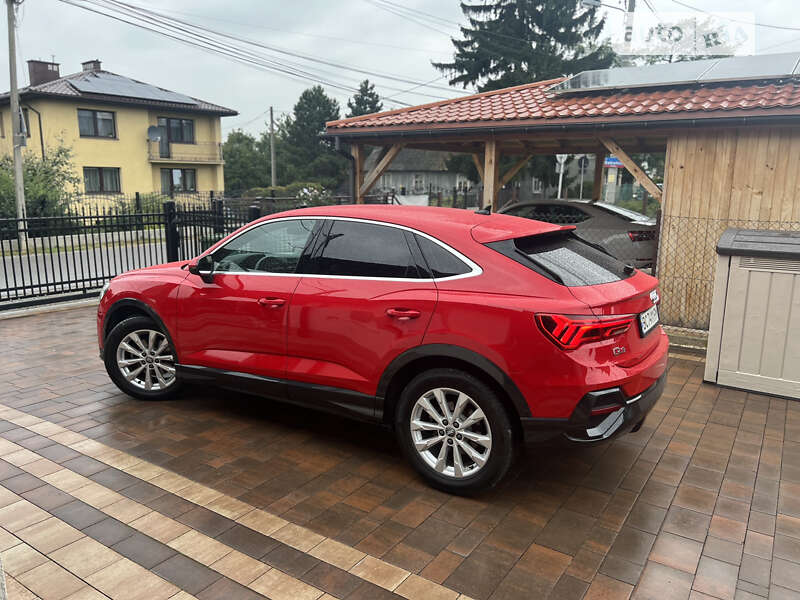 Позашляховик / Кросовер Audi Q3 2020 в Львові