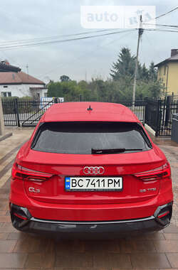 Внедорожник / Кроссовер Audi Q3 2020 в 