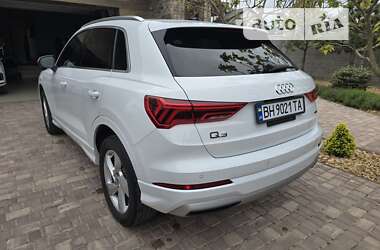 Позашляховик / Кросовер Audi Q3 2019 в Одесі