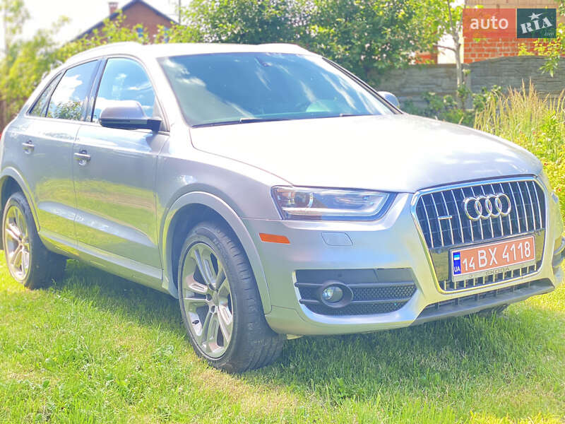 Внедорожник / Кроссовер Audi Q3 2015 в Львове