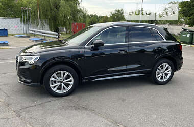 Позашляховик / Кросовер Audi Q3 2022 в Києві