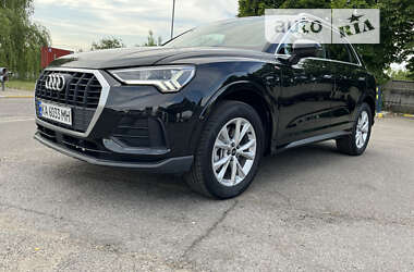 Позашляховик / Кросовер Audi Q3 2022 в Києві