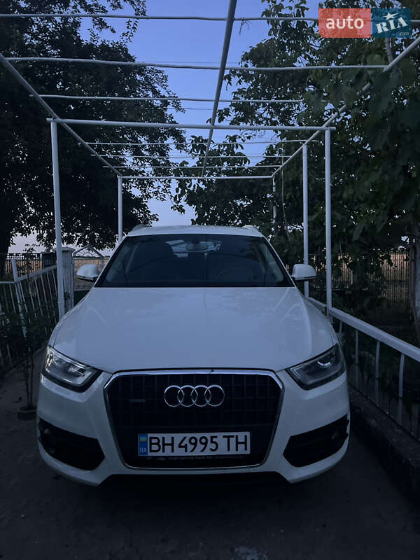Audi Q3 2012